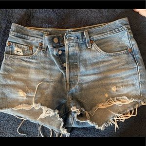 LEVI STRAUSS JEAN SHORTS